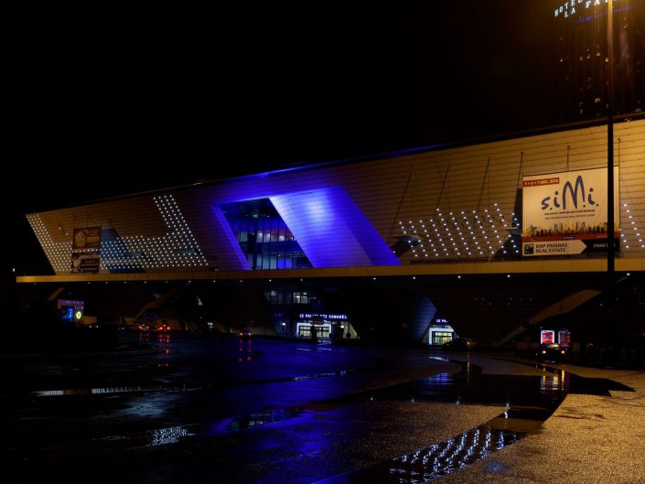 LUMIÈRE ÉVÉNEMENTIELLE PÉRENNE