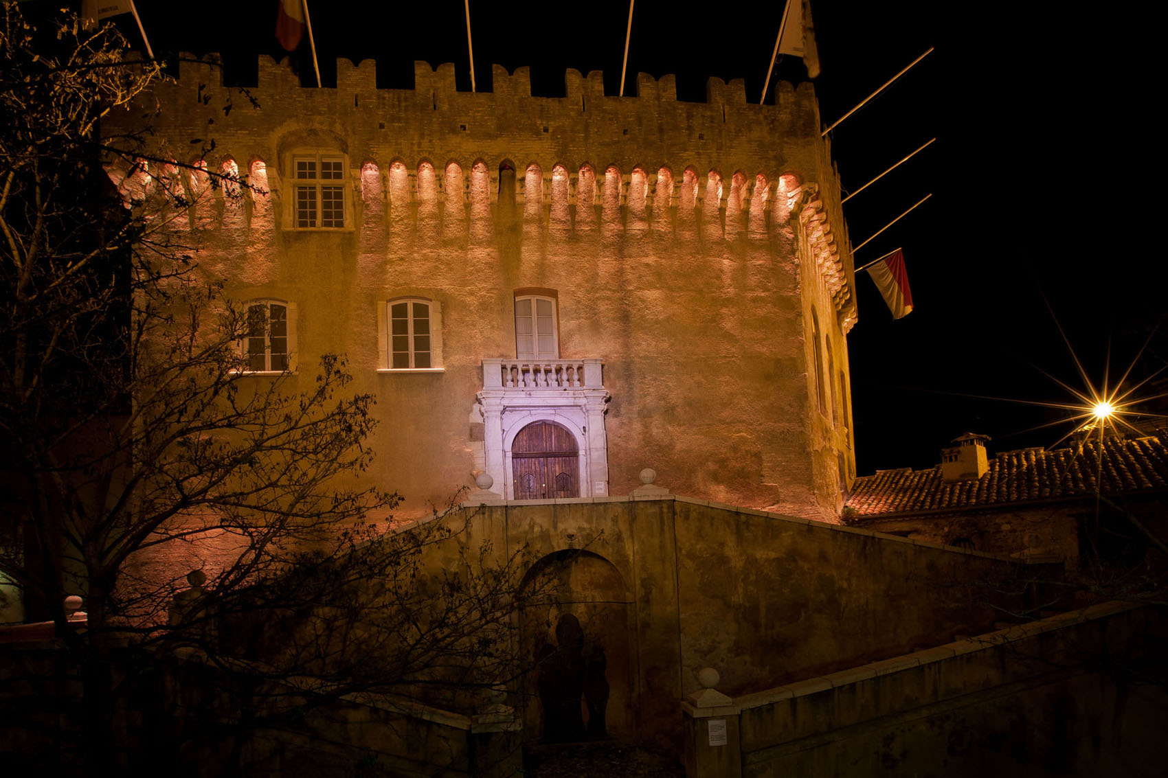 LUMIÈRE ÉVÉNEMENTIELLE PÉRENNE